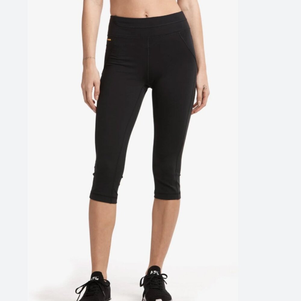 Lolë Lively Capri Tight - Women's Black